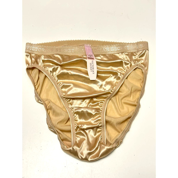 NWT Victoria´s Secret second skin hi leg brief panties...